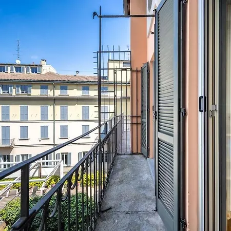 Napoleone's Nest - Elegant And Apartment *